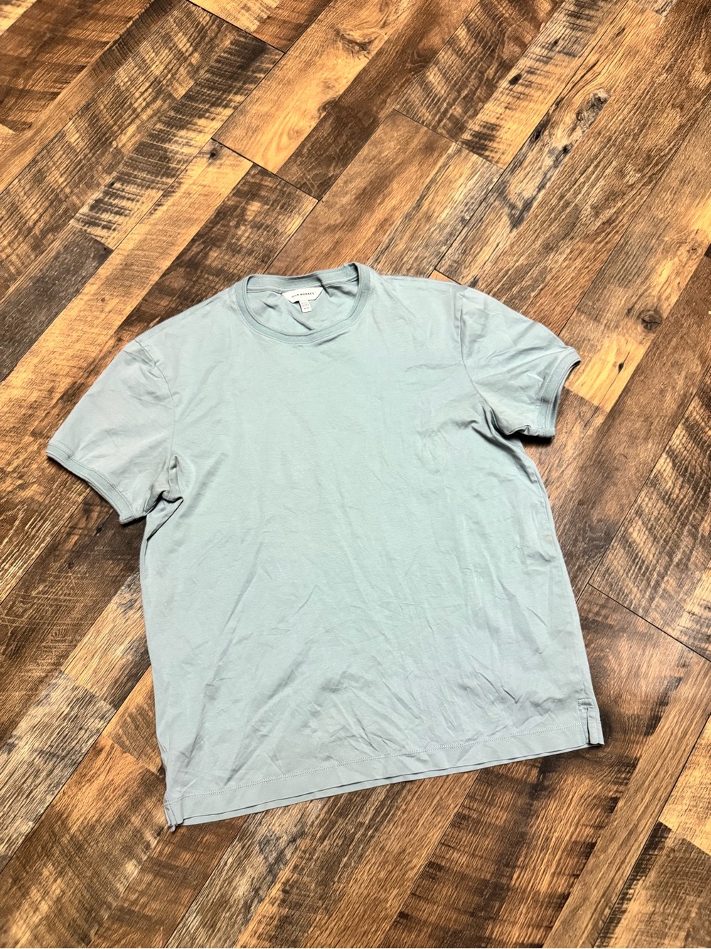 Club Monaco 100% Cotton Crew Neck T-Shirt in Sea Foam - Casual Everyday Wear